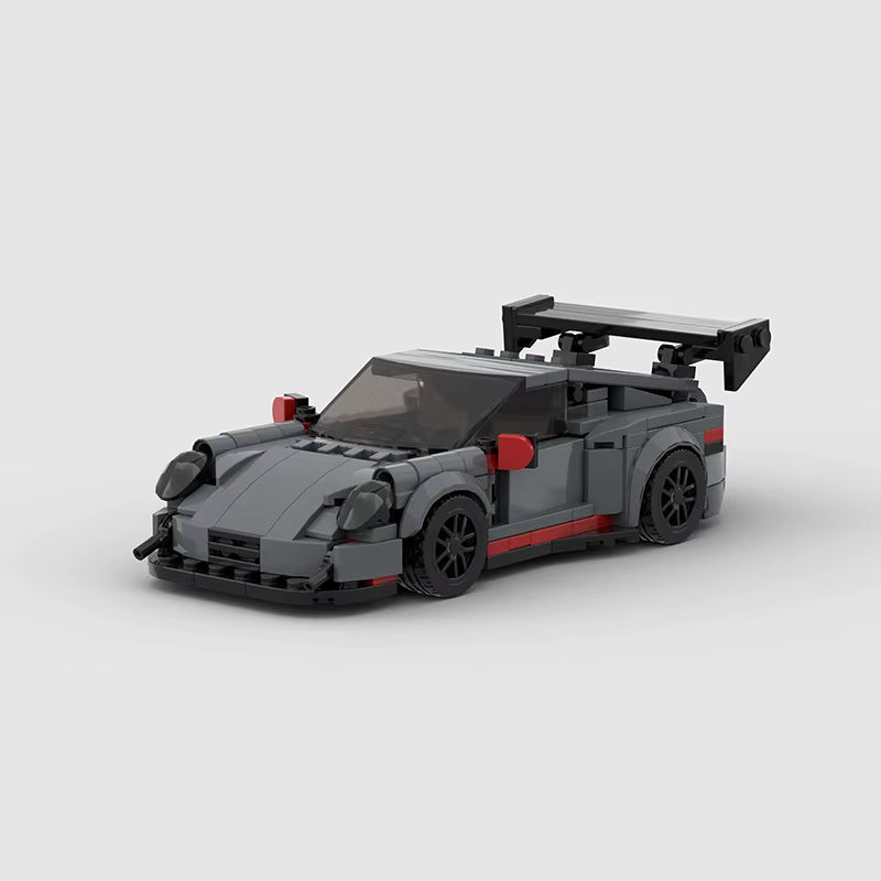 ZENITH Circuit GT, maquette de voiture de course en briques Mabric™ avec aileron surdimensionné