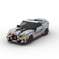 KORTEX Edge GT, maquette de coupé sportif en briques Mabric™ à la calandre agressive