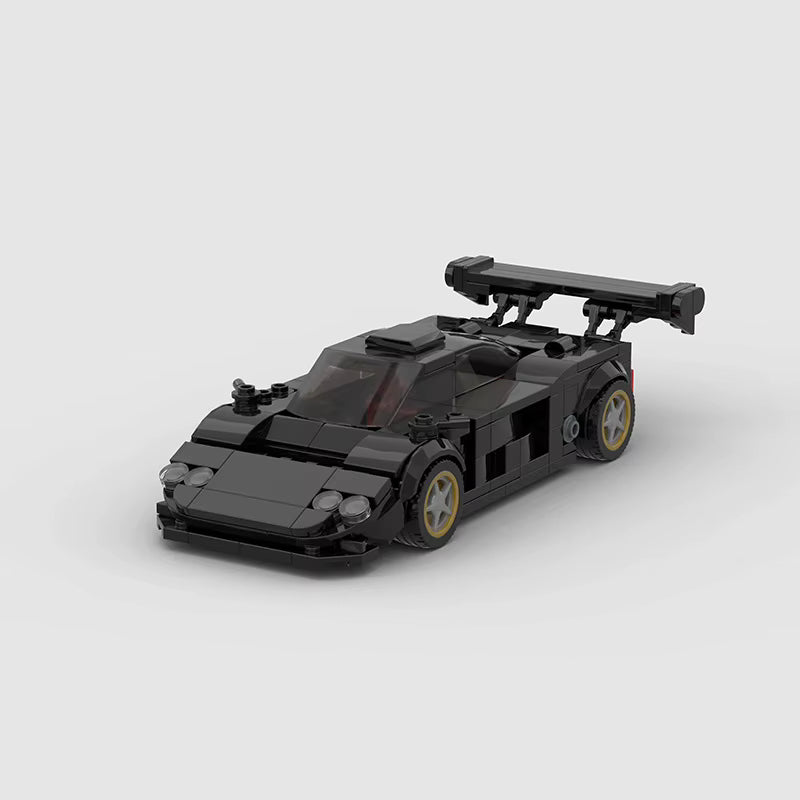 VELOCITA Aquilon R, maquette d'hypercar de piste en briques Mabric™ à aileron massif