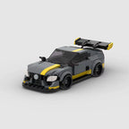 ANGULAR Comet, maquette de voiture de course en briques Mabric™, splitter au ras du sol et aileron à dérives