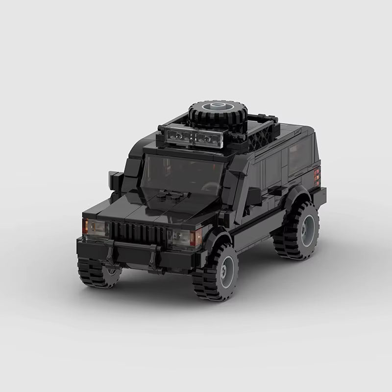 FORGE Anvil, maquette de SUV tout-terrain noir en briques Mabric™ avec galerie de toit