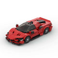 FULMINE Ibrida, maquette d'hypercar italienne en briques Mabric™ avec bulle vitrée