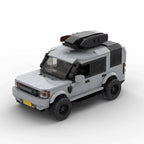 HIGHLAND Outpost, maquette de 4x4 d'aventure en briques Mabric™ avec coffre de toit