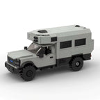 RUMBLE Basecamp, maquette de camping-car tout-terrain en briques Mabric™ avec cellule à capucine