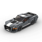 RUMBLE Freedom, maquette de coupé américain gris anthracite à bandes blanches en briques Mabric™